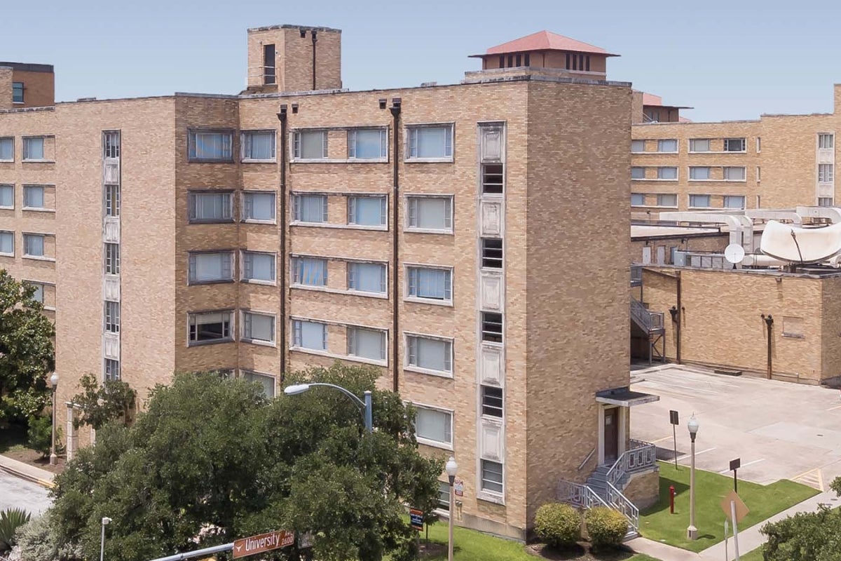 Kins Hall 